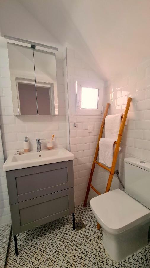 Yannis Guest House Aegina Экстерьер фото
