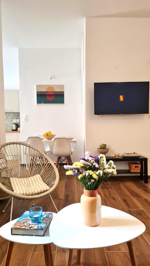 Yannis Guest House Aegina Экстерьер фото