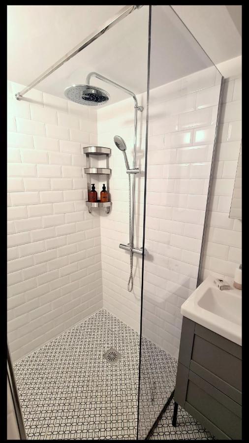 Yannis Guest House Aegina Экстерьер фото